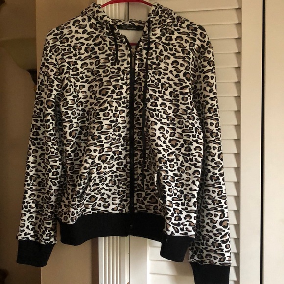 Tops - Cheetah zip up hoodie.
